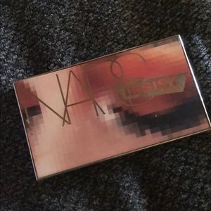 Narsissist Wanted Palette (authentic)